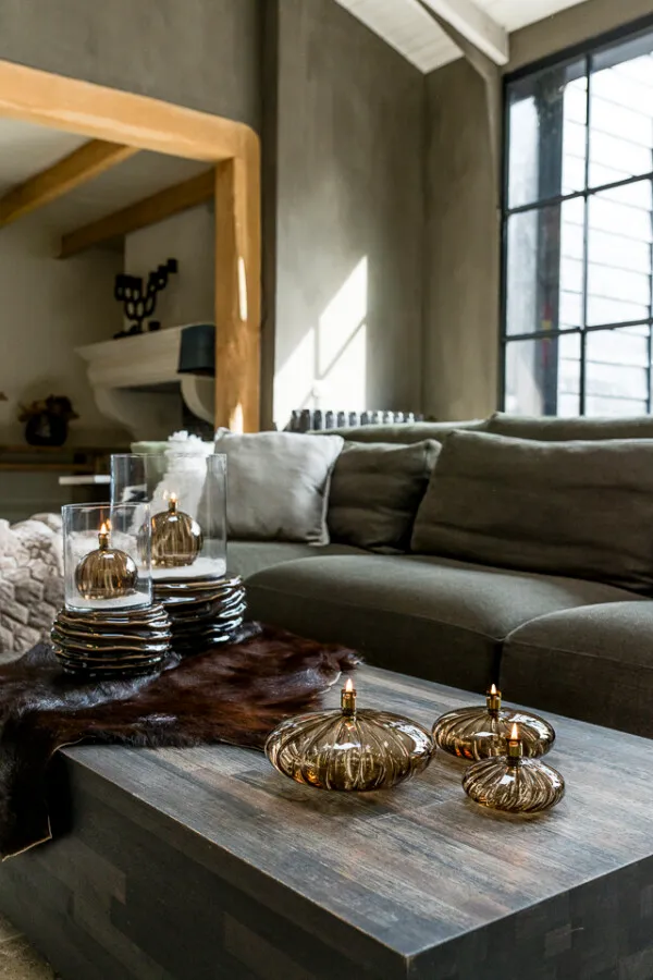 disc-elegant-champagne-brass-s-oil-lamp (3).webp