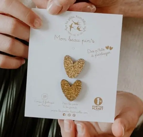 Pin's paillettes - Cœurs à partager - Doré