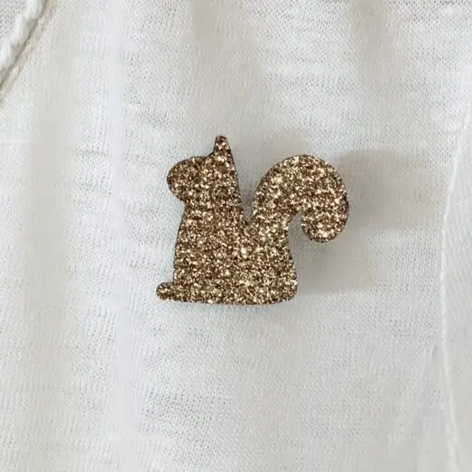 Pin's paillettes - Ecureuil - Doré